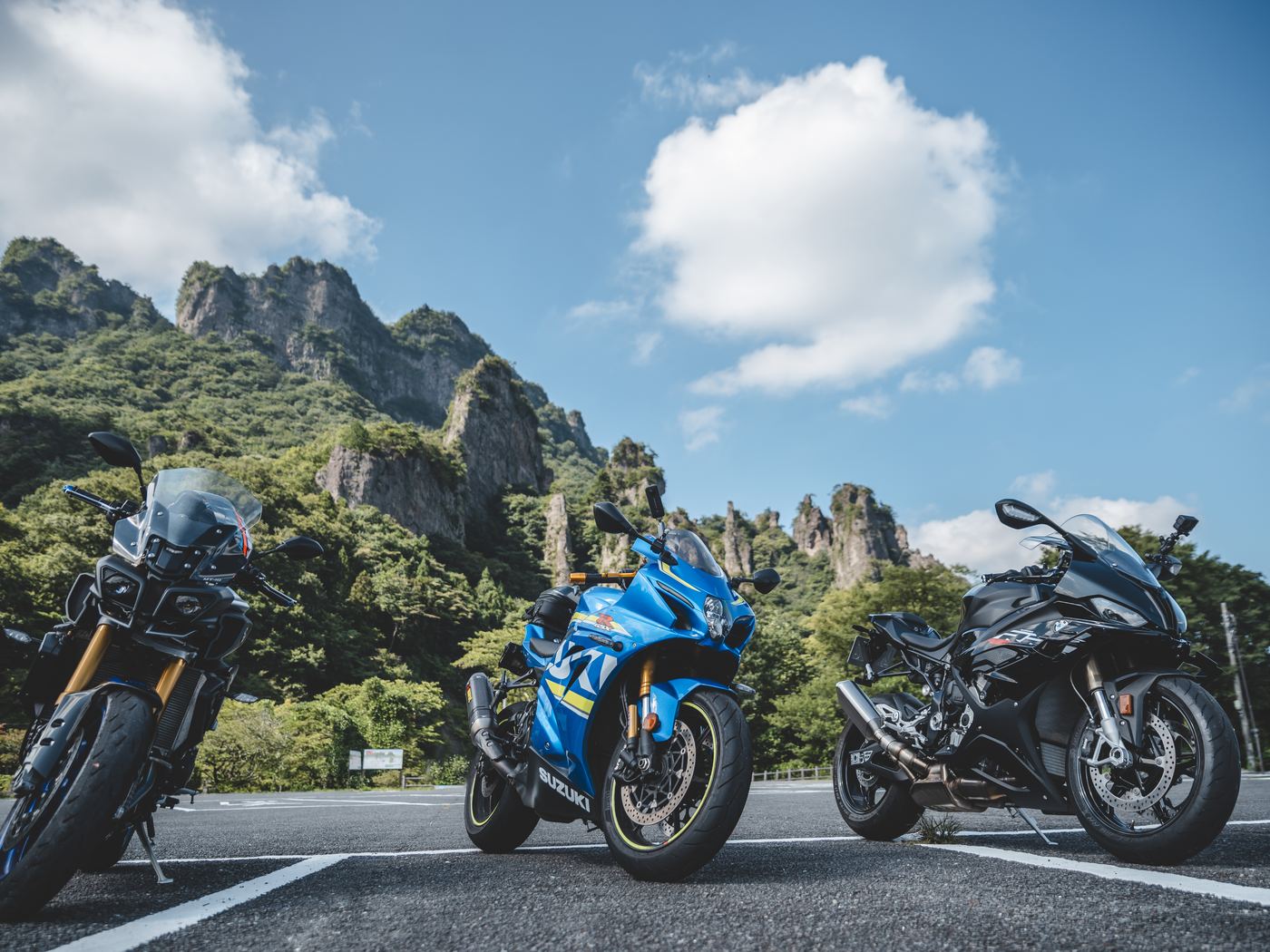 TOURING